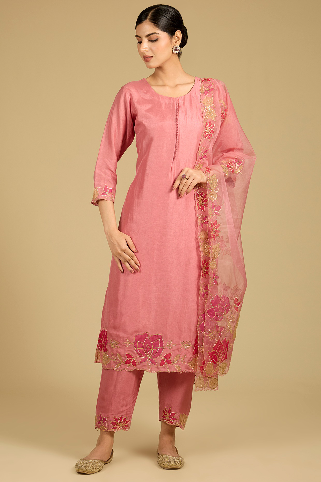 Onion Pink Cotton Chanderi Applique Work Kurta Set