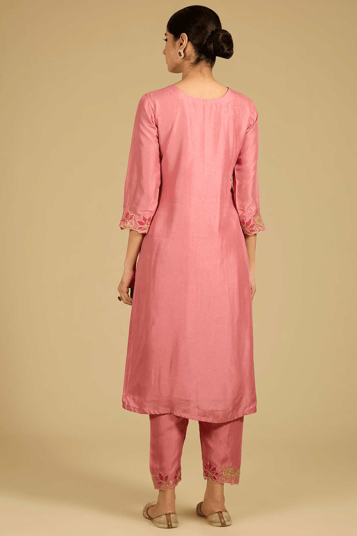 Onion Pink Cotton Chanderi Applique Work Kurta Set