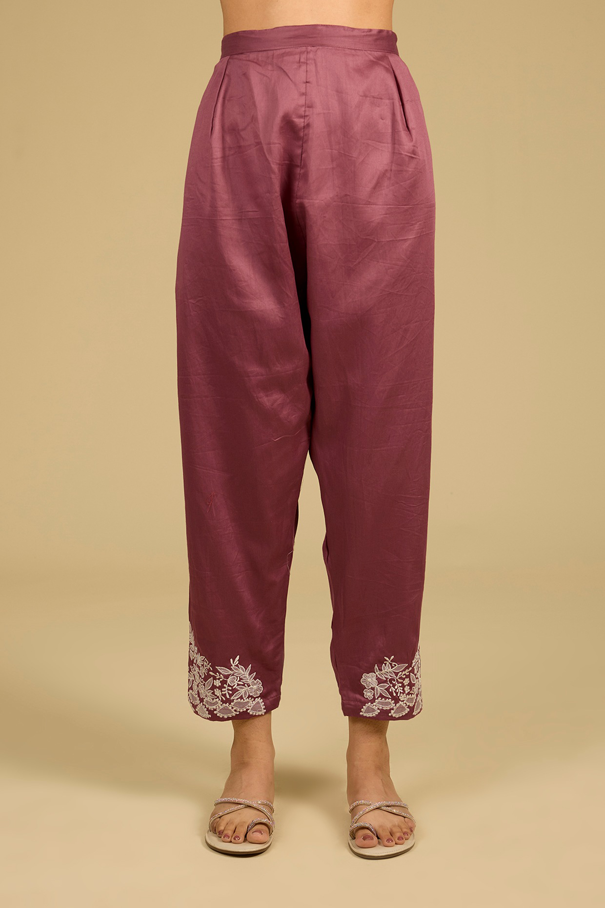 Thulam Pink Cotton Chanderi Thread Embroidered Kurta Set