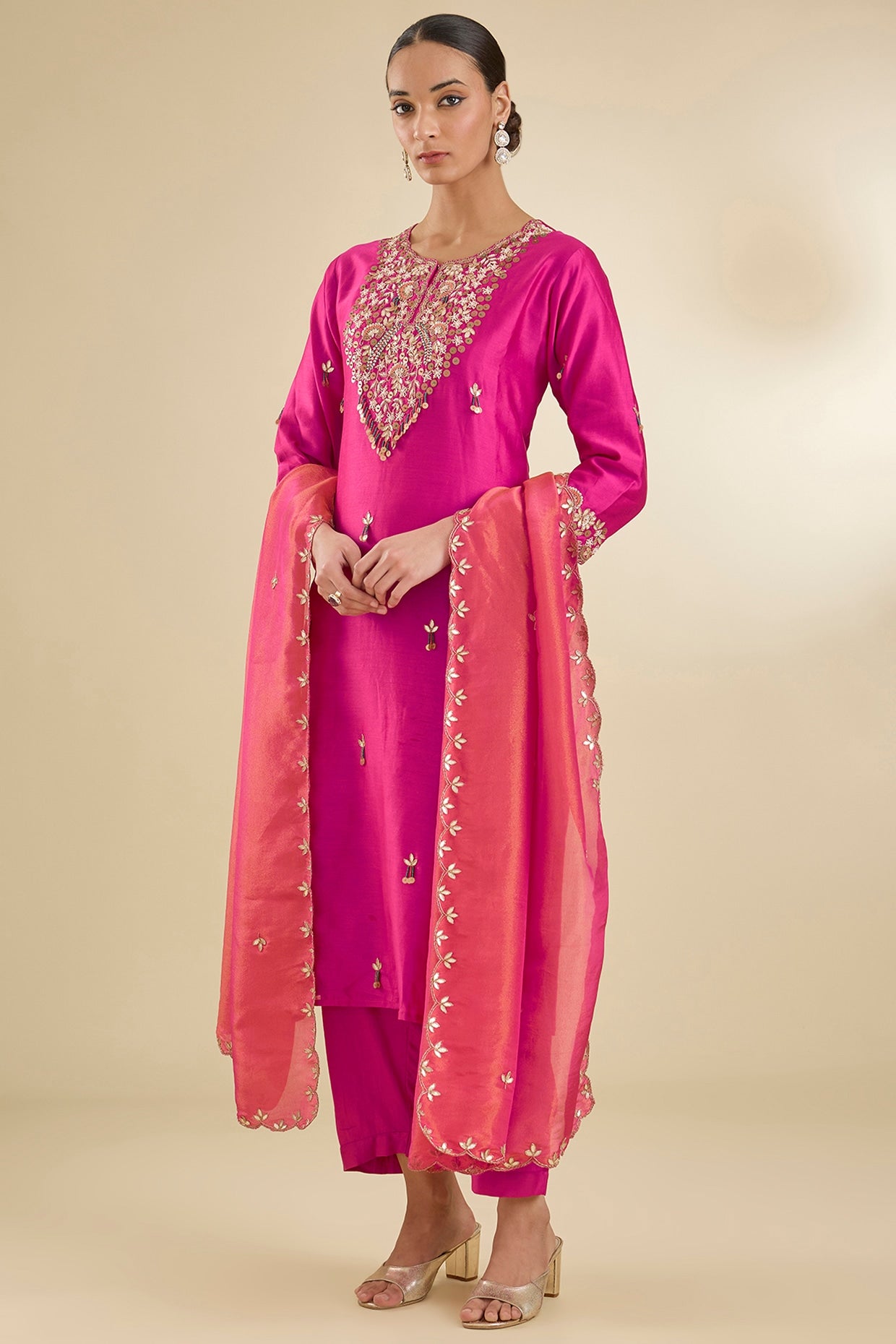 Fuchsia Pink Chanderi Silk Bead & Dabka Embroidered Kurta Set