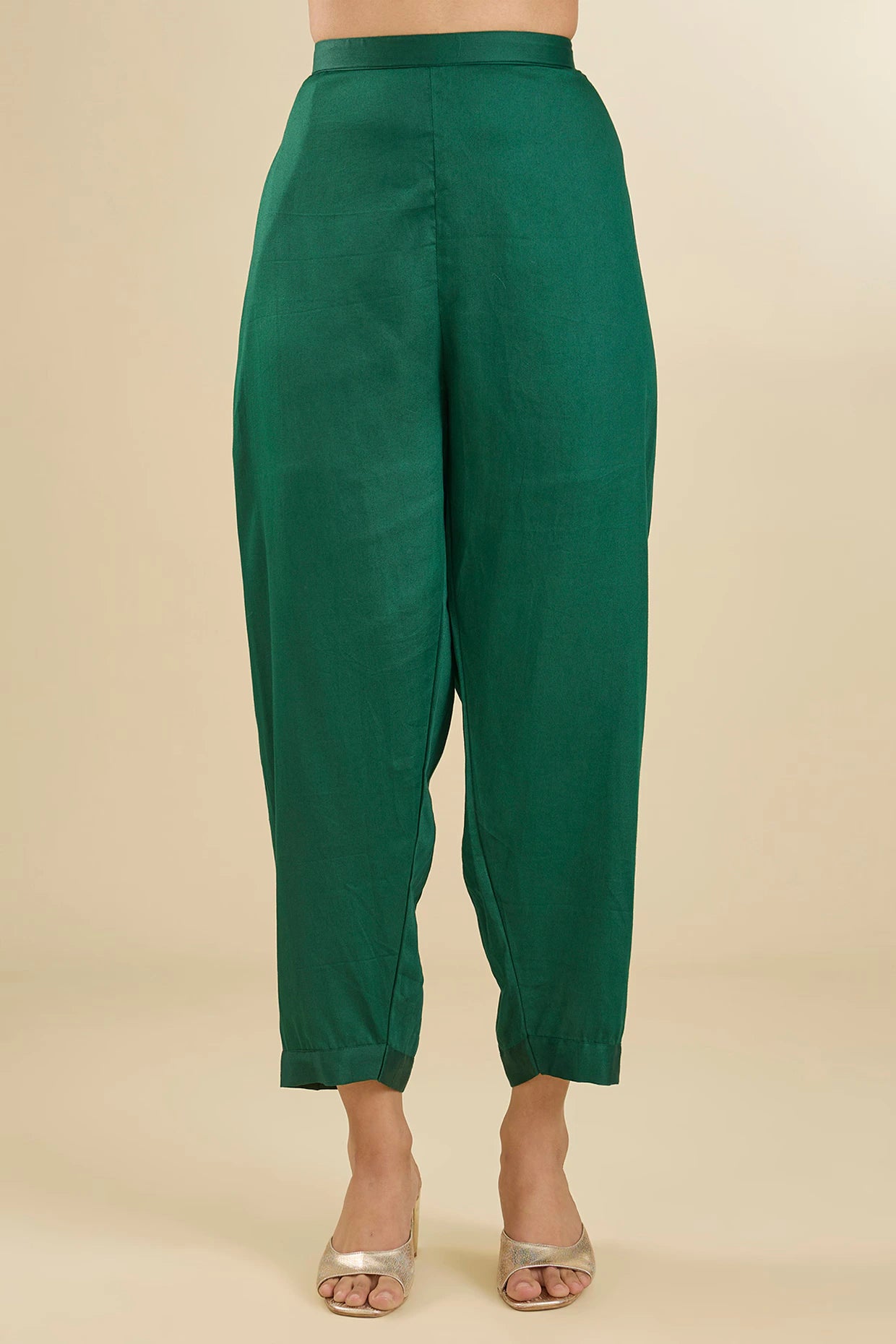 Bottle Green Chanderi Silk Sequins & Dabka Embroidered Kurta Set