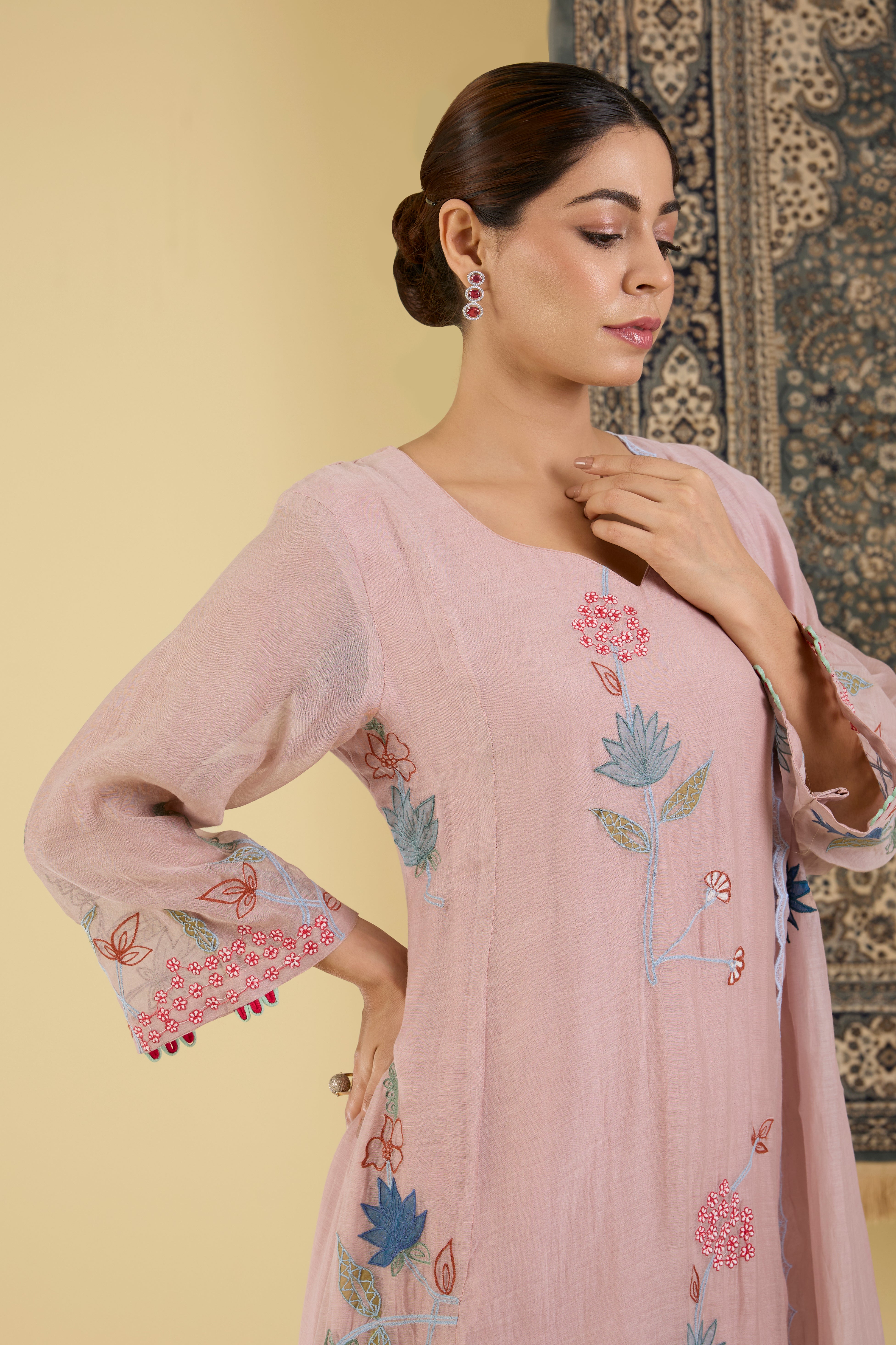 Lilac Floral Embroidered Kurta Set.