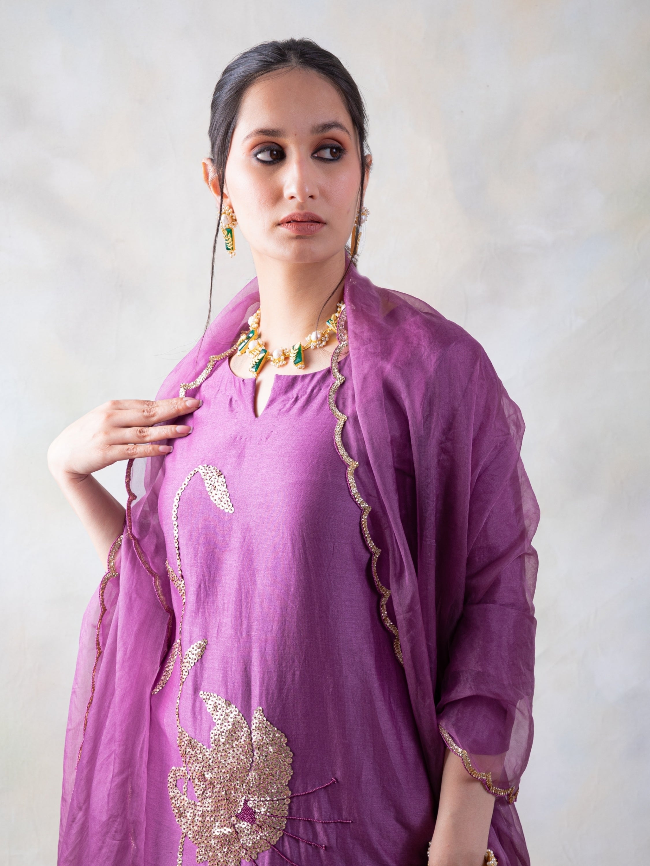Cotton Chanderi Hand Embroidered Kurta With Pants And Organza Dupatta