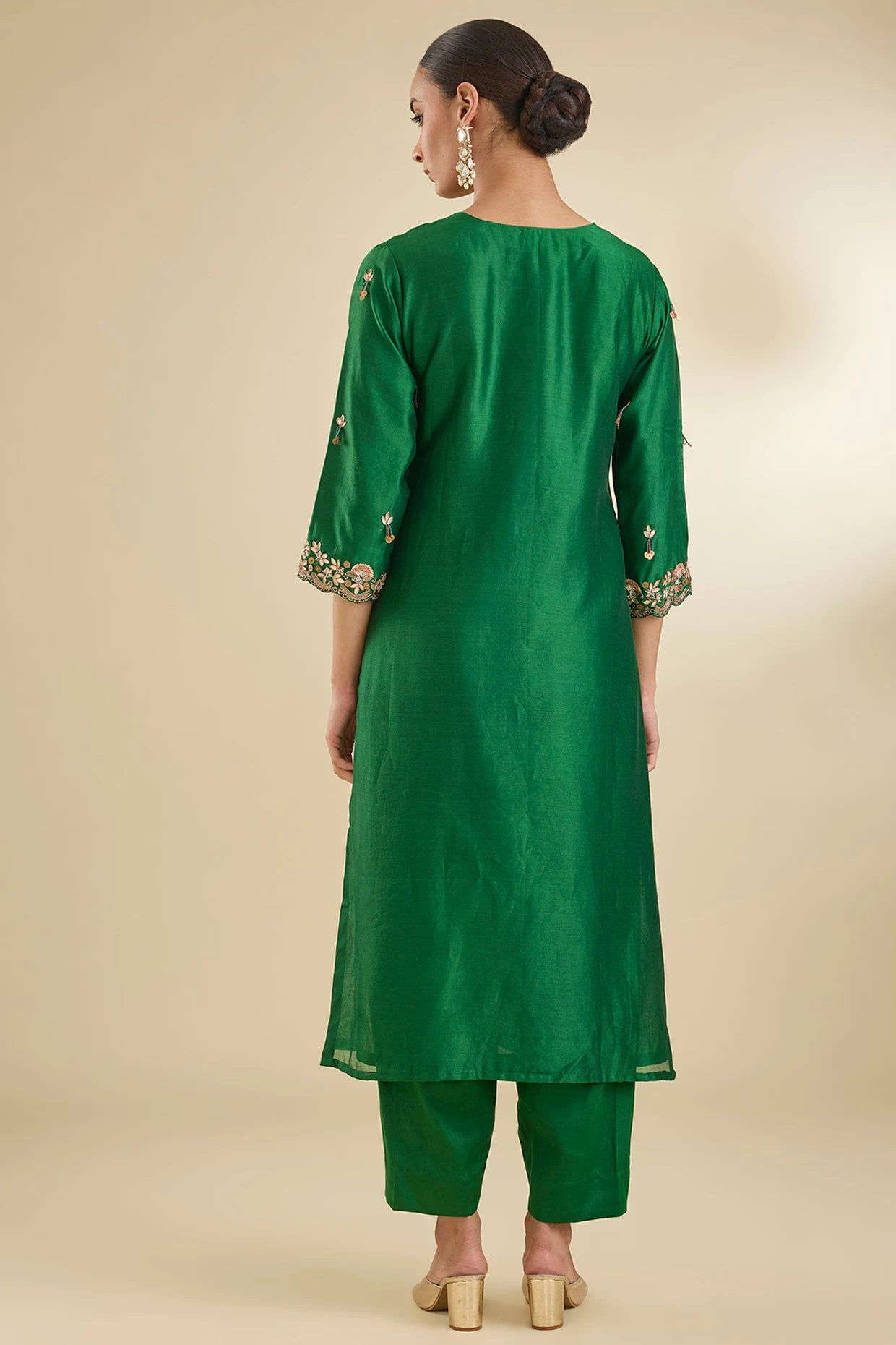 Mehendi Green Chanderi Silk Sequins & Dabka Embroidered Kurta Set